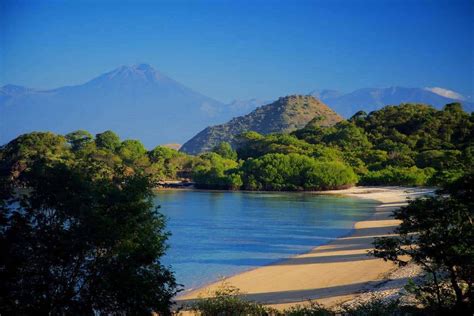 Sumbawa travel .